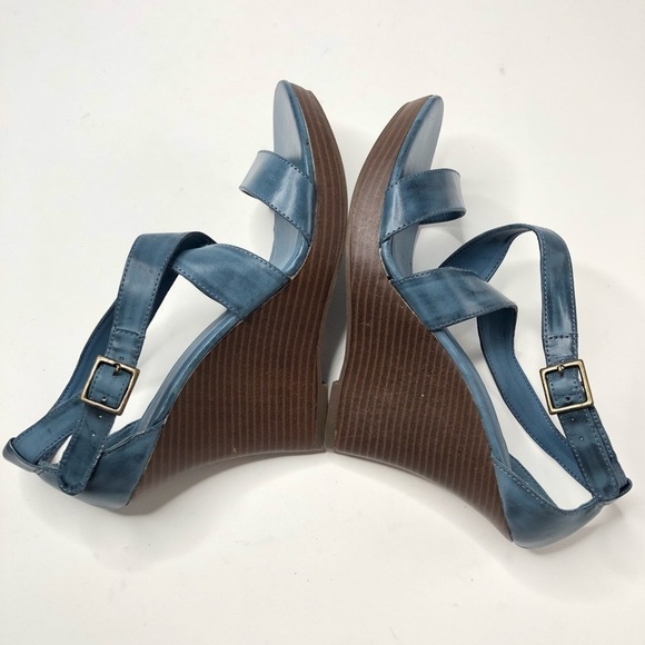 NEW Old Navy Distressed Blue Washed Crisscross Strappy Brown Wedge Sandals 10 - Picture 3 of 16
